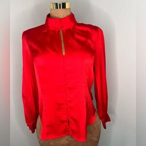 Vince Camuto long sleeve keyhole mock neck, blouse size medium color, red